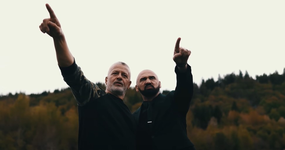 RAMO ISAK KAŽNJEN ZBOG SKANDALOZNOG SPOTA U CIK-u ga uporedili sa "Zvezdama Granda"