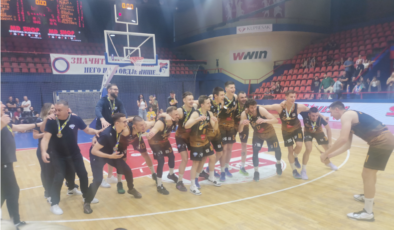 (FOTO) IGOKEA DOBILA BORAC I U DRUGOJ UTAKMICI Titula ostaje u Aleksandrovcu