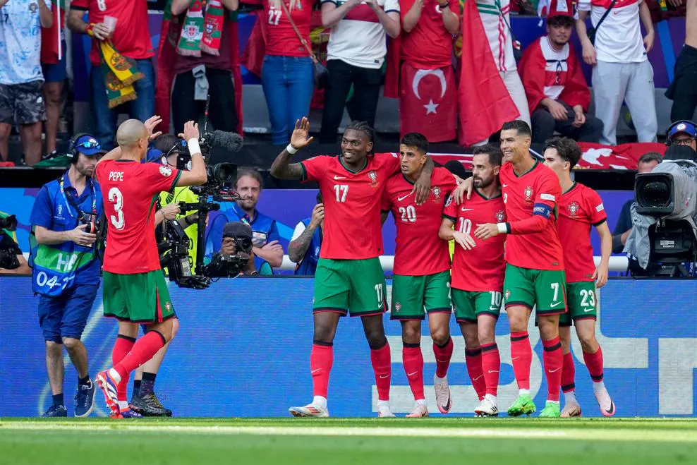 PORTUGAL U GRUPI F LAKO IZAŠAO NA KRAJ SA TURSKOM Sa prve pozicije u osminu finala
