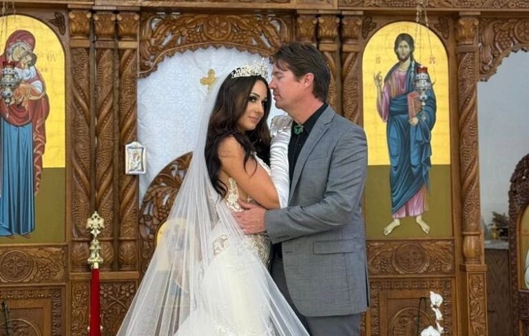 OBOŽAVA DA SPREMA ĆEVAPE, A VOLI I RAKIJU Amerikanac postao pravoslavac, pa oženio Srpkinju koju je upoznao u Majamiju