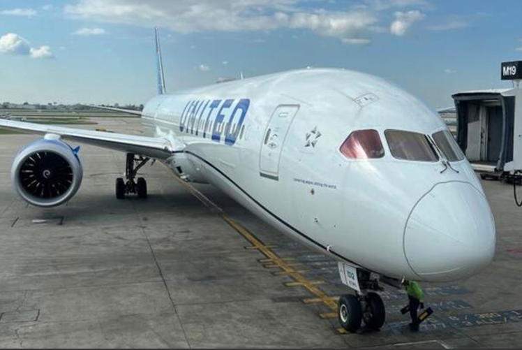 TURCI NE ŽELE DA SIPAJU GORIVO Izraelski avion prinudno sletio na aerodrom u Antaliji