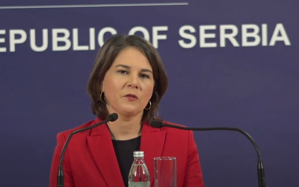 "IZGLEDALA BIH KAO GROBAR" Berbokova trošila novac iz budžeta na šminkere i frizere, pa pokušala da se opravda
