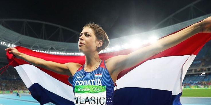 (VIDEO) O OVOM SNIMKU IZ HOTELA SVI PRIČAJU Blanka Vlašić saznala da je muž vara u programu uživo