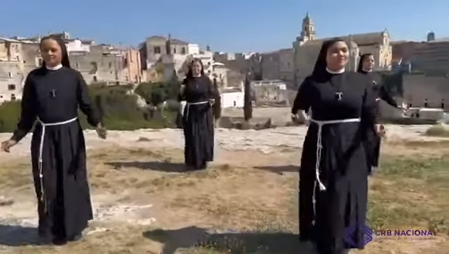 (VIDEO) BAŠ KAO U ČUVENOM FILMU Časne sestre osmislile koreografiju, zaplesale, pa oduševile svijet