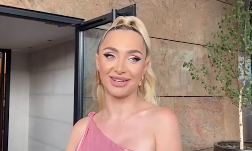 MAJA BEROVIĆ KRSTILA NASLJEDNIKA LAVA "Nema potrebe za luksuzom, sinu nismo kupili poklon"
