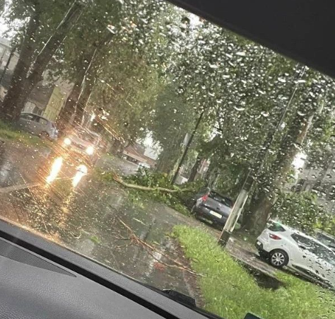(FOTO/VIDEO) NEVRIJEME IZ BANJALUKE PREŠLO U REGION Na udaru Srbija i Hrvatska, pijavica iznad Varaždina