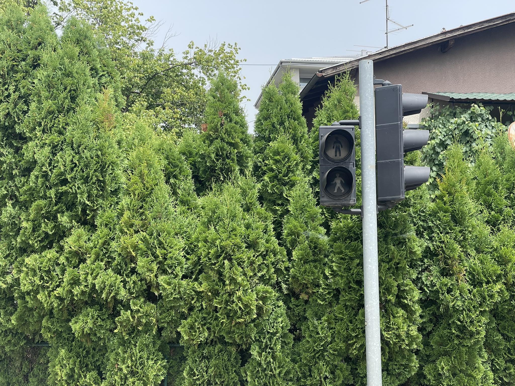 SEMAFORI U BANJALUCI NE RADE Nestanak struje u BiH napravio kolaps u saobraćaju