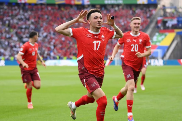 PORAŽENI AKTUELNI ŠAMPIONI EVROPE Italija savladana, Švajcarska je u četvrtfinalu EP