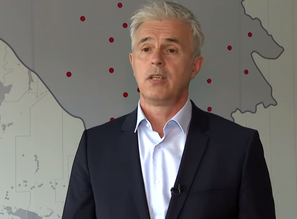 "NOVINARI NISU DUŽNI DA DAJU INFORMACIJE ODAKLE SU DOBILI ODREĐENE PODATKE" Generalni direktor Hayat televizije Elvir Švrakić saslušan u Tužilaštvu BiH