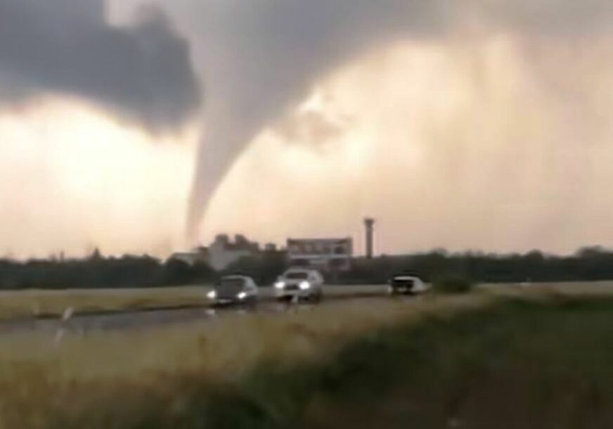 (FOTO/VIDEO) NEVRIJEME NAPRAVILO HAOS U GRUZIJI Tornado pogodio pravoslavni manastir