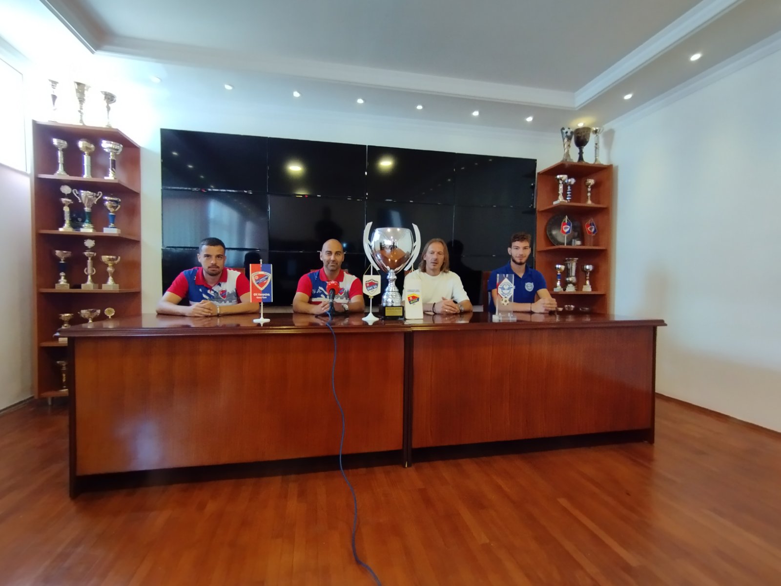 (FOTO) NAPRIJED I ŽELJEZNIČAR SPORT TIM ODLUČUJU O POBJEDNIKU KUPA BANJALUKE Finale uz VAR tehnologiju, prikupljen novac biće proslijeđen za liječenje Sergeja Stupara