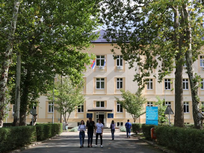 PRIJEMNI ISPITI 1. JULA Počinje upis studenata u akademskoj 2024/2025. godini