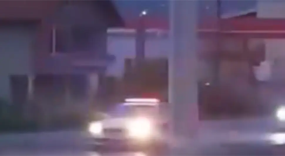 (VIDEO) DRAMATIČNO U TUZLI Velika policijska potjera za naoružanim muškarcem