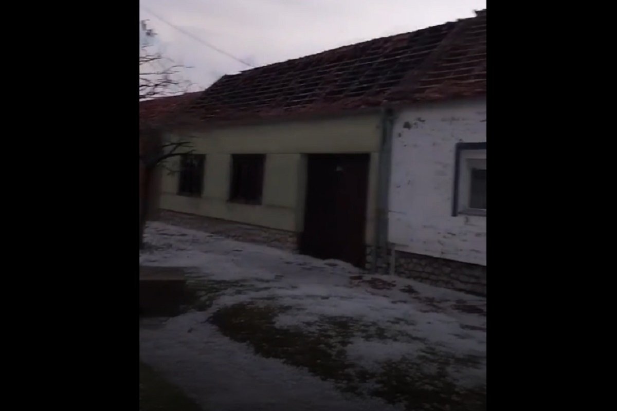 (VIDEO) "KATAKLIZMA, NEMA ČITAVE KUĆE" Bošnjaci razoreni nakon nevremena, mještani u suzama