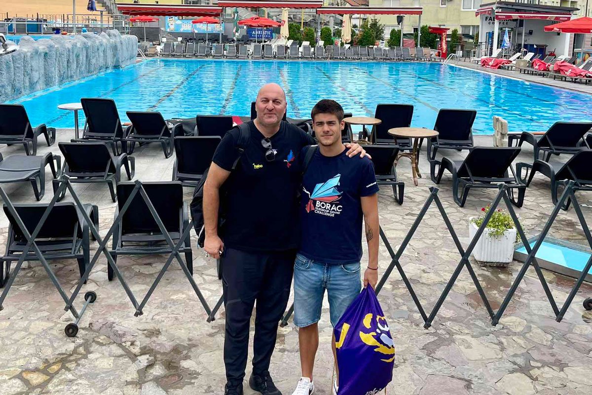 MLADI BANJALUČANIN IDE U PARIZ Jovan Lekić sa trenerom realizovao simulaciju olimpijske trke