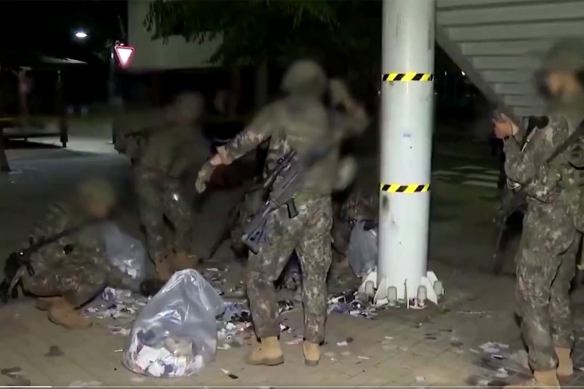 (VIDEO) SAMO TRI DANA NAKON SLIČNOG INCIDENTA Sjeverna Koreja balone pune smeća poslala Južnoj Koreji
