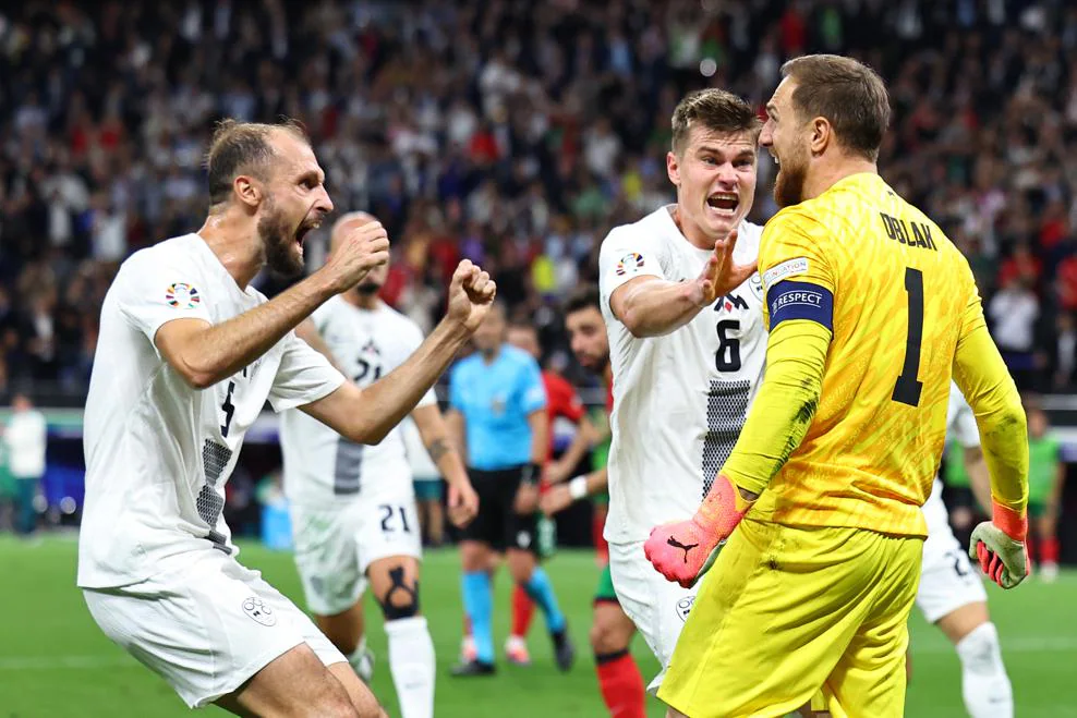 PENALI BILI KOBNI ZA SLOVENIJU PROTIV BIVŠIH PRVAKA EVROPE Diogo Kosta junak Portugala
