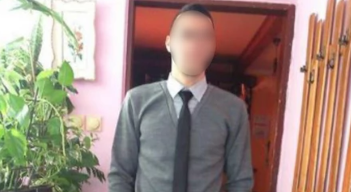 MARKO (30) SJEKIROM UBIO DJEDA I NJEGOVU SESTRU Na suđenju usvojene primjedbe, a sud naredio jednu stvar