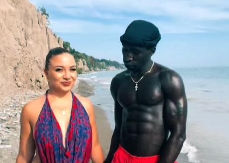 (VIDEO) "OVAKO IZGLEDA SAMOHRANA MAJKA U NAJAVI" Kristina i Sem su par koji je zapalio internet: Nakon 7 dana veze napustila sve i otišla u Afriku