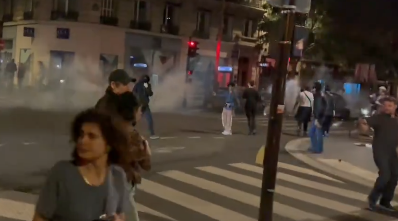 (FOTO/VIDEO) HAOS NA ULICAMA FRANCUSKE Ljevica pozvala na demonstracije