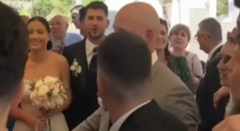 (VIDEO) OVO MORATE POSLUŠATI Svatovi na njemačkom zapjevali "Danas majko ženiš svoga sina"