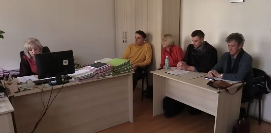 SUD DONIO ODLUKU Babica i ginekolog oslobođeni optužbe za pad bebe u Foči