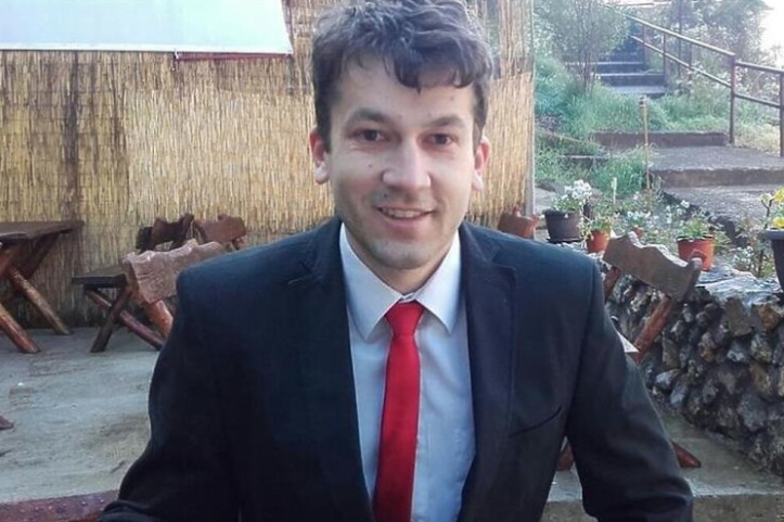"VIDI SE NJEGOVA POLITIČKA ODGOVORNOST" Vučić zahvalio Dodiku za podršku u Srebrenici