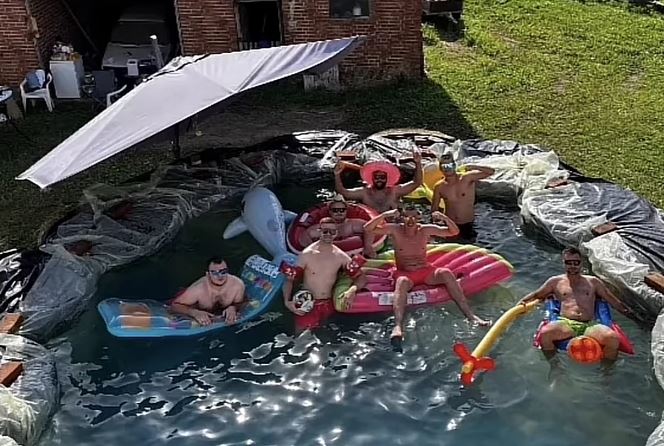 (VIDEO) "KAKO LI JE BOGU KAD JE NAMA OVAKO?" Nećete vjerovati od čega su ovi momci napravili bazen