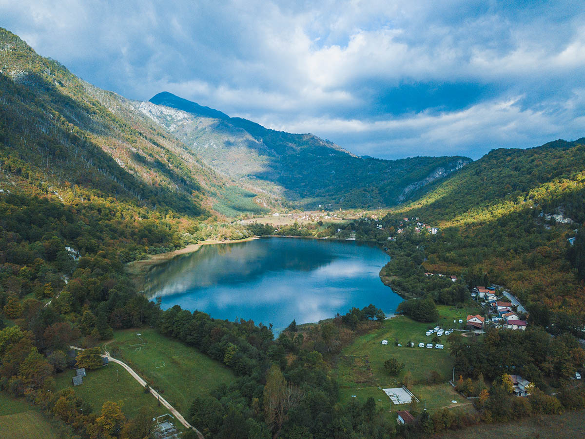 MJESTO KOJE MORATE POSJETITI Boračko jezero je dragulj BiH: Za 54 dana promijeni se kompletna voda