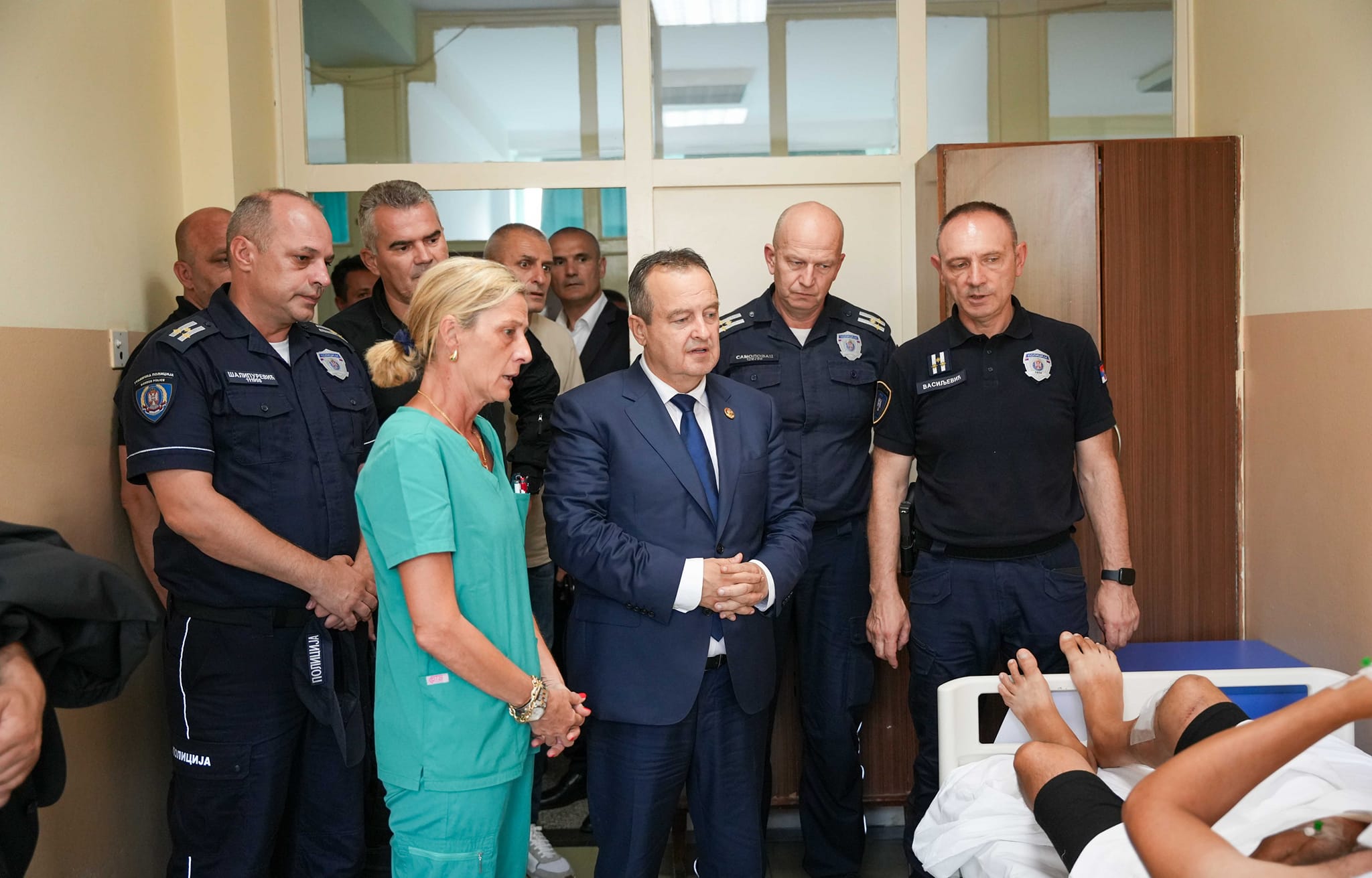 (FOTO) RANJEN U LOZNICI Poznato u kakvom je stanju povrijeđeni policajac Vjekoslav Ilić