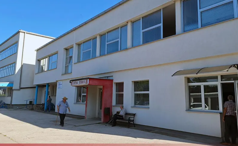 ZBOG NESNOSNIH VRUĆINA Povećan broj broj pacijenata u službi hitne pomoći