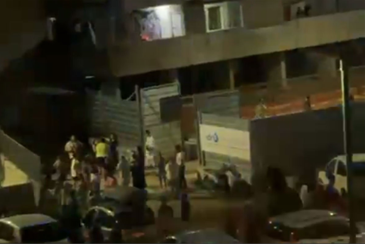 (VIDEO) TRAGEDIJA U ITALIJI Stradalo dvoje ljudi u urušavanju balkona