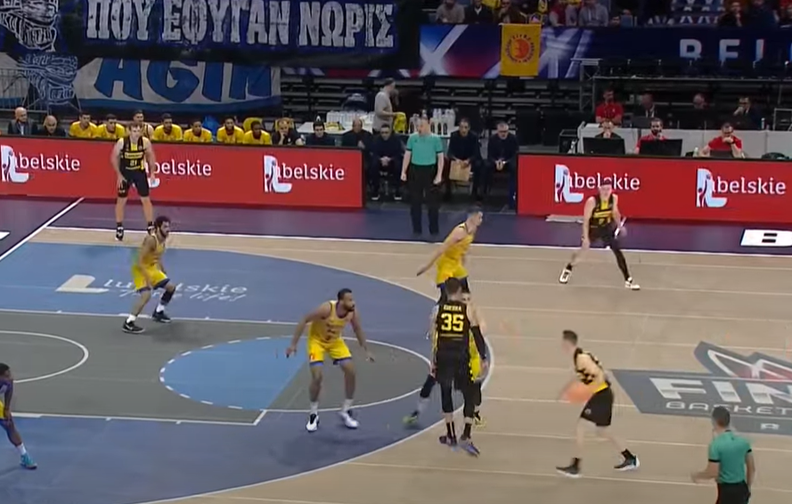 DOKAZ DA GRANICA NE POSTOJI Iskusni košarkaš ima 41 godinu, igra na OI i ne planira da stane