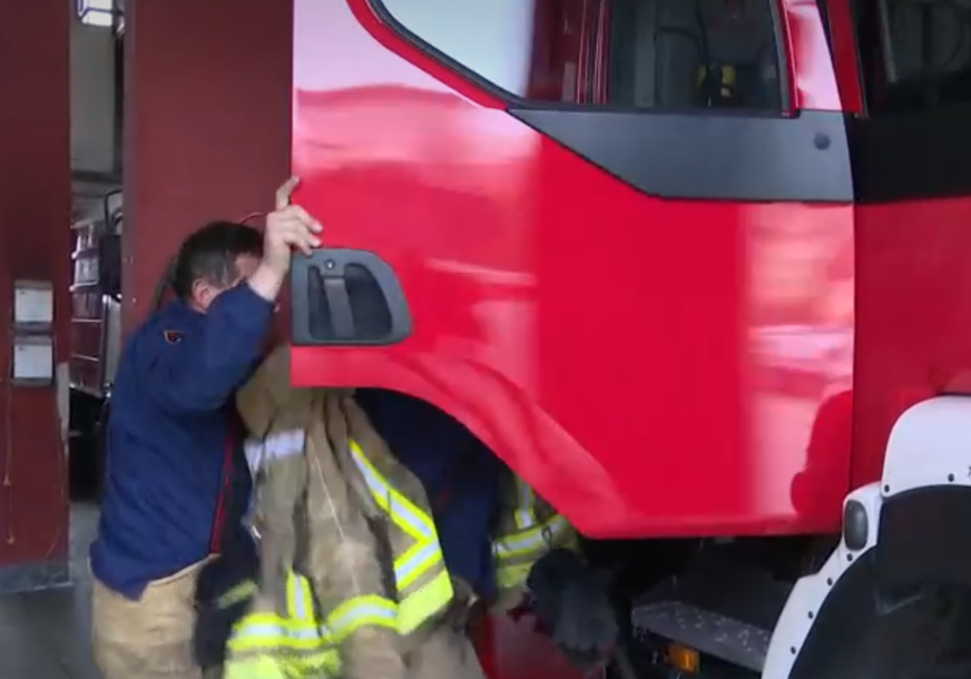 UŽAS U GRADIŠCI U požaru smrtno stradalo lice: Upućen apel građanima
