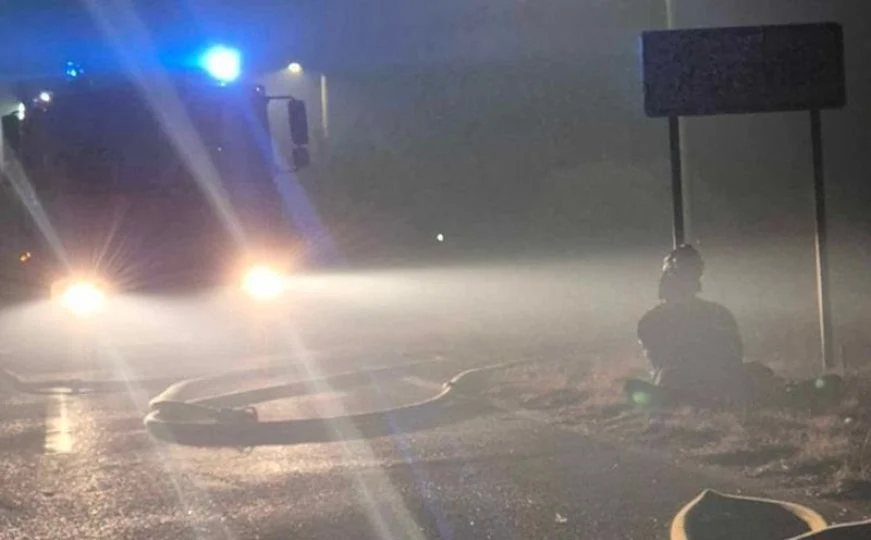 (FOTO) SLIKA GOVORI VIŠE OD RIJEČI Pogledajte fotografiju iscrpljenog vatrogasca kod Makarske