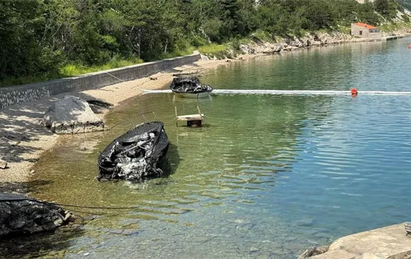 INCIDENT U HRVATSKOJ Član posade upao u more, gliser mu prešao preko noge