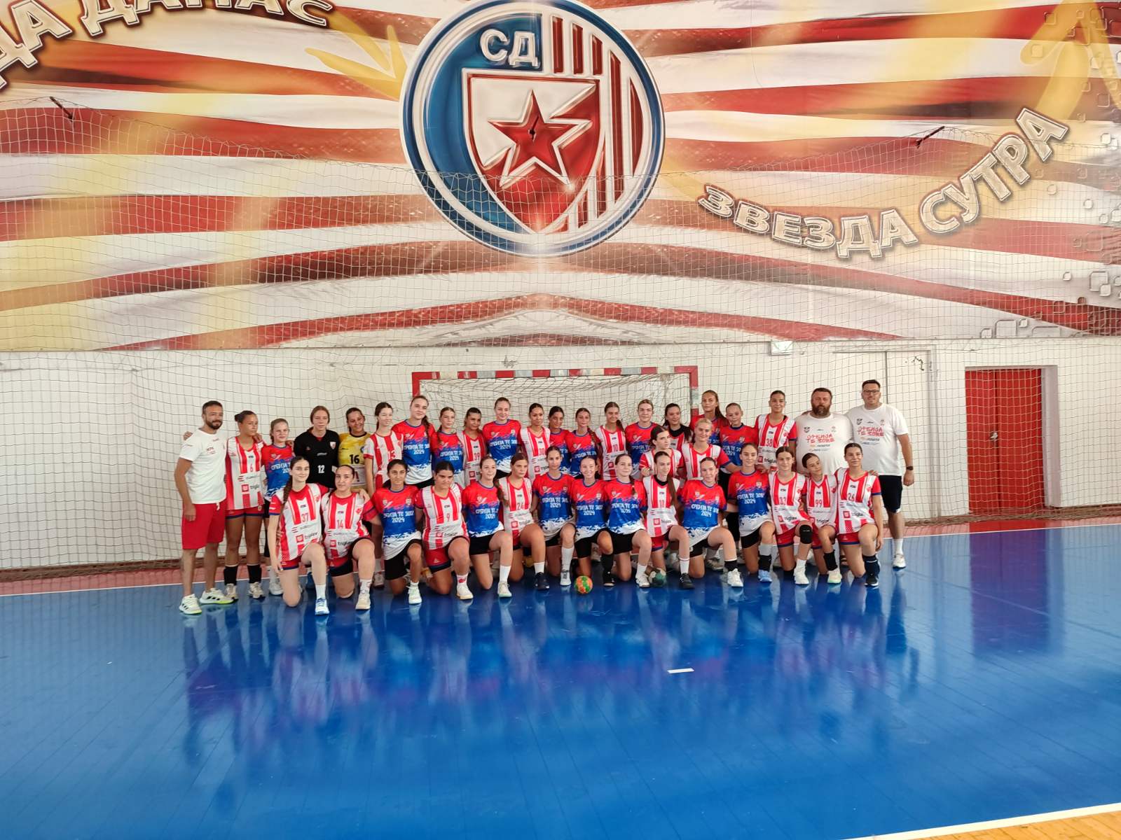 U OKVIRU KAMPA SRBIJA TE ZOVE Srpska remizirala sa Crvenom zvezdom