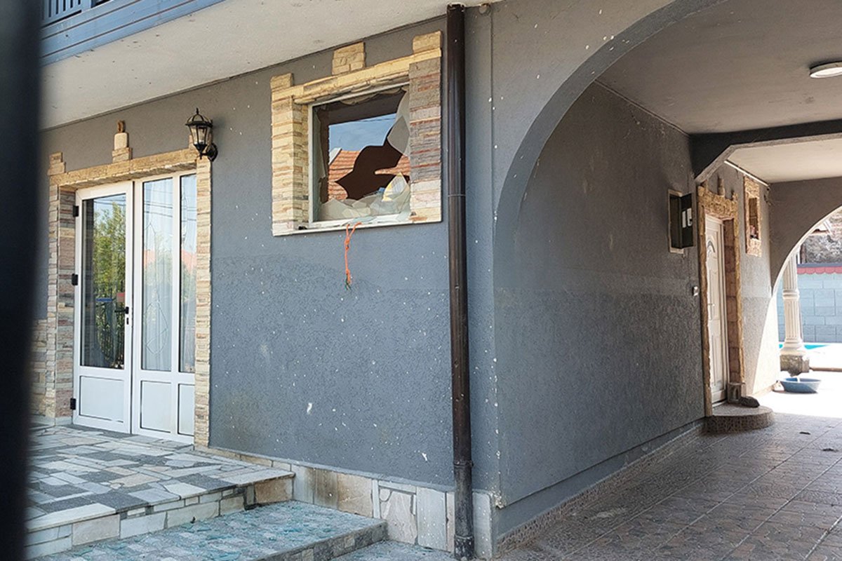 POLICIJA NA NOGAMA Bačene bombe pred kuću uhapšenog u akciji u kojoj je "pao" Beganović