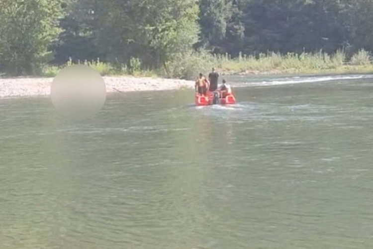 NAKON VIŠEDNEVNIH NAPORA Obustavljena potraga na Drini