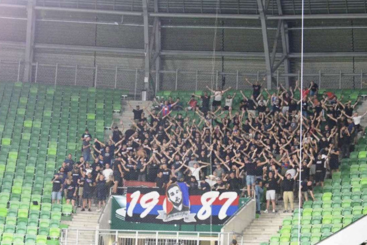 "LEŠINARI" ŠALJU JASNU PORUKU Hoćemo pobjedu