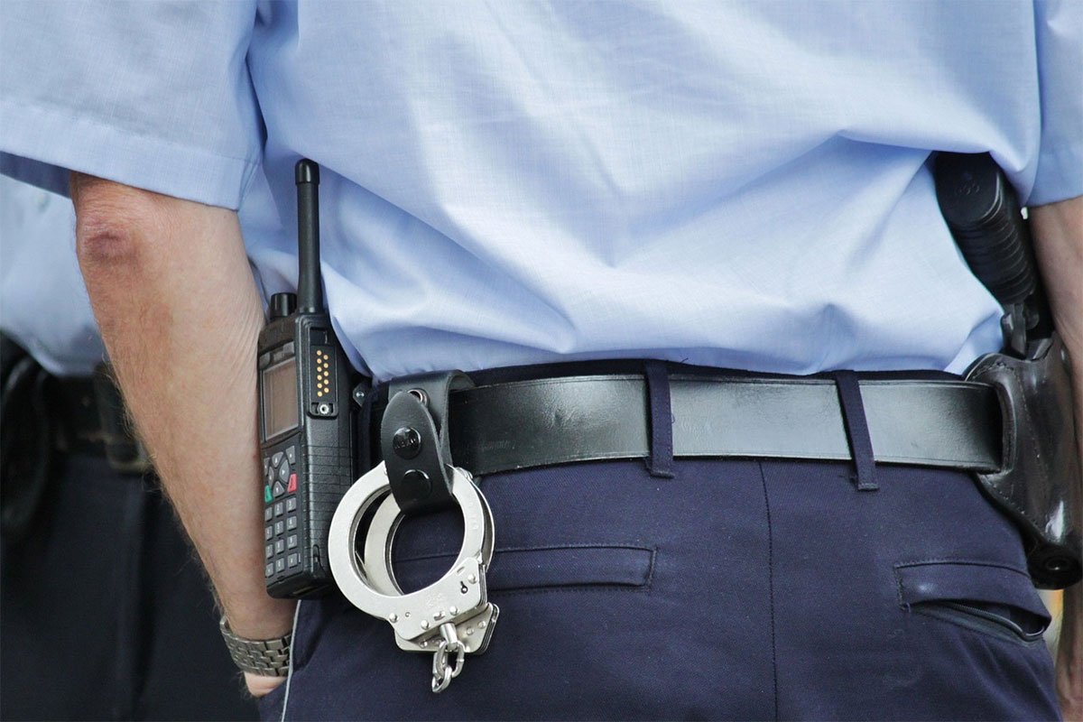 "POMOZITE MI DA PRESTANEM UBIJATI" Njegovatelj se predao policiji