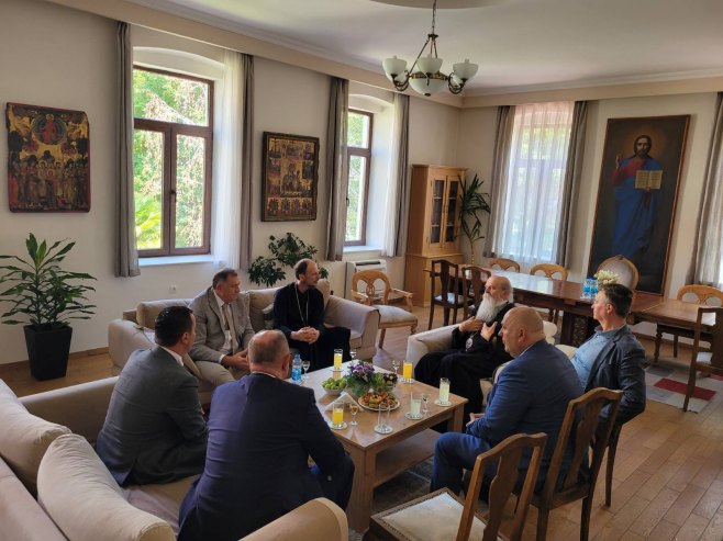 PREDSJEDNIK SRPSKE SA EPISKOPIMA Dodik: Institucije Srpske i SPC imaju odličan odnos baziran na poštovanju
