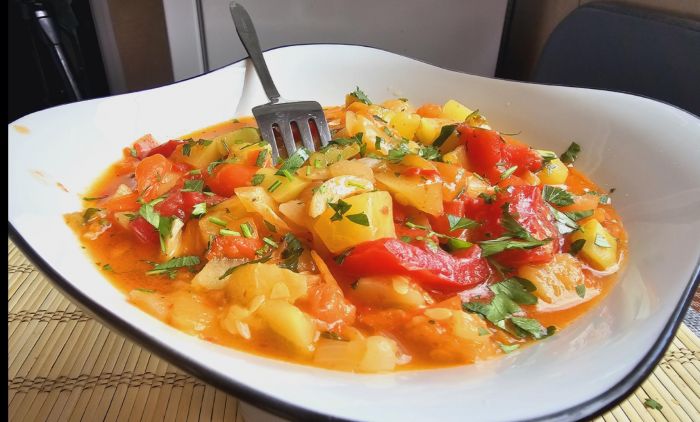 SATARAŠ SA TIKVICAMA I KROMPIROM Jelo puno vitamina i idealno za dane posta