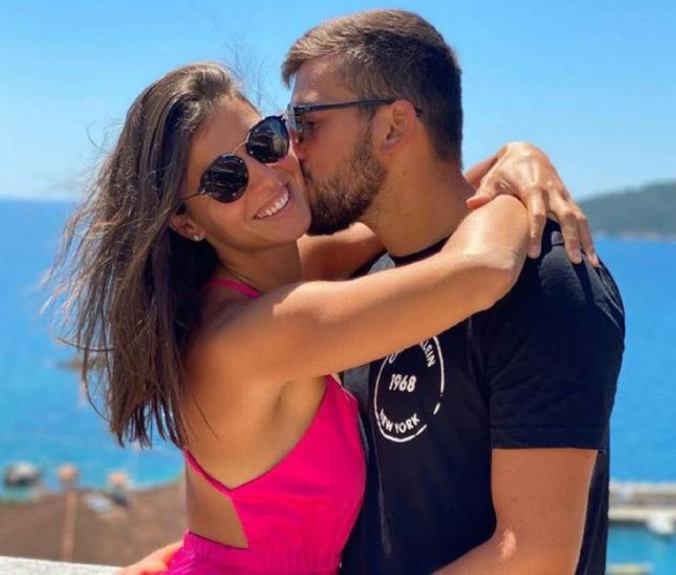 PORODILA SE ANA DABOVIĆ Košarkašica sa vaterpolistom dobila drugo dijete
