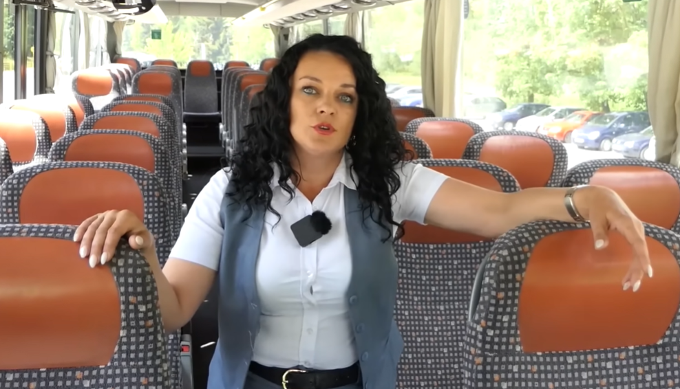 (VIDEO) „KAD ME VIDE ZA VOLANOM ASFALT PUCA“ Edina ispunila svoj djevojački san da vozi autobus