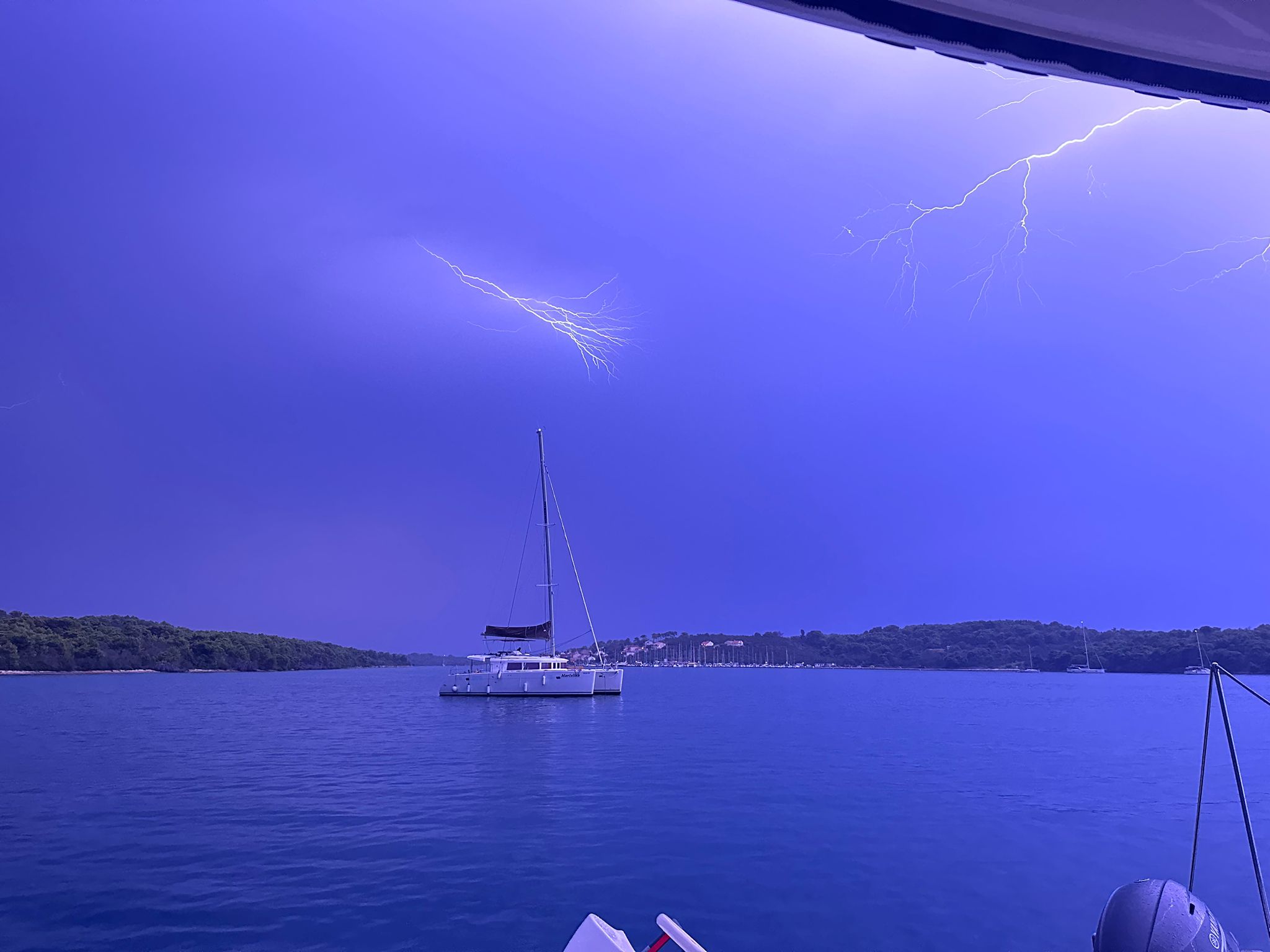 CRVENI METEOALARM Hrvati izdali upozorenje na olujno nevrijeme