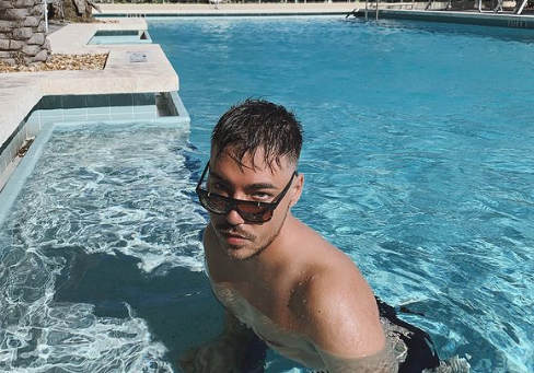 IZ MANASTIRA U LUKSUZ Milan Stanković uživa u grandioznoj vili