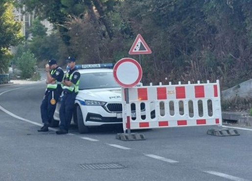 ZATVORENE SAOBRAĆAJNICE U DALMACIJI Policija postavila blokade