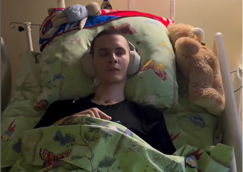 (VIDEO) PRELIJEPE VIJESTI IZ RUSIJE Majka Sergeja Stupara objavila novi video! Hrabri mladić svakim danom sve bolje!