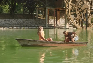 (VIDEO) HIT SNIMAK IZ ETNO SELA “STANIŠIĆI” Kad sastanak krene po zlu...